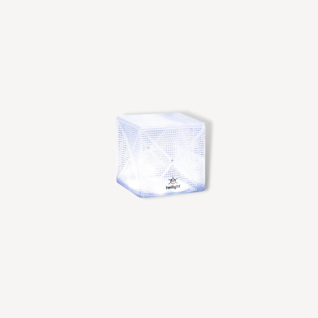 Small white lantern cube.